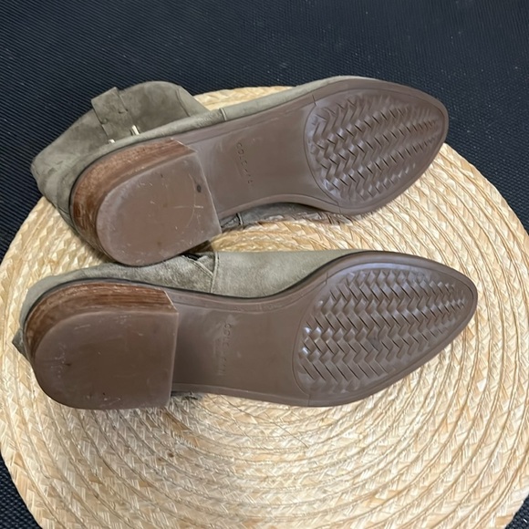 Cole Haan Leather Suede Olive Green Chealse Ankle Booties Size 8.5 - Picture 5 of 8